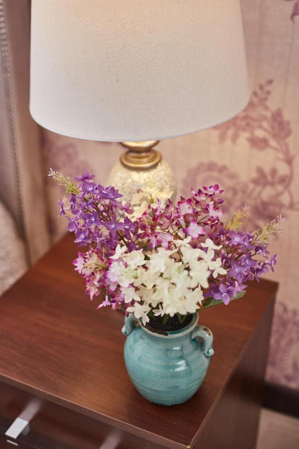 Purple Pearl On French Boulevard Apartment Odessa Exterior photo
