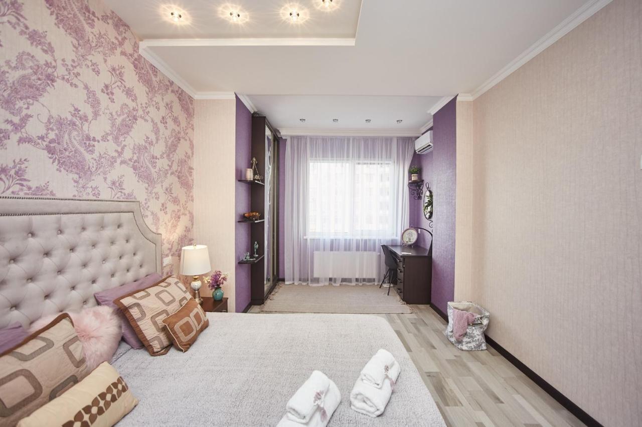 Purple Pearl On French Boulevard Apartment Odessa Exterior photo
