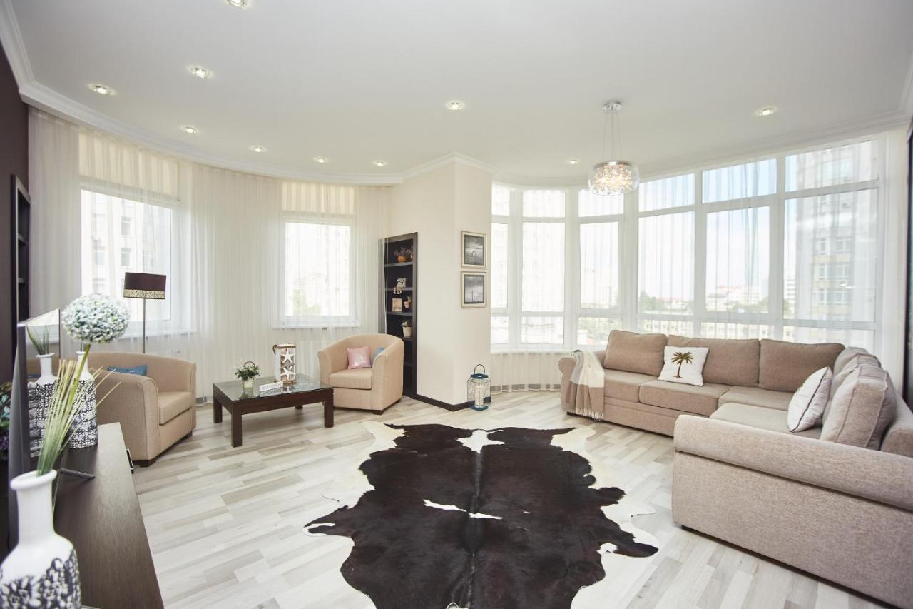 Purple Pearl On French Boulevard Apartment Odessa Exterior photo
