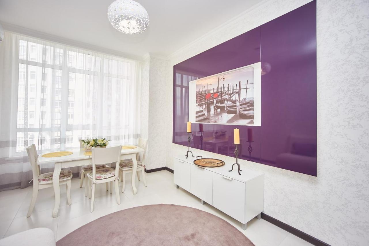 Purple Pearl On French Boulevard Apartment Odessa Exterior photo