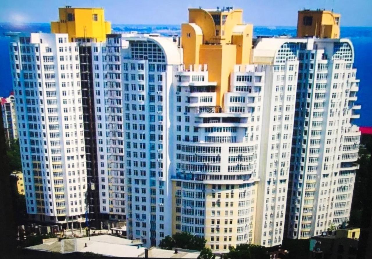 Purple Pearl On French Boulevard Apartment Odessa Exterior photo